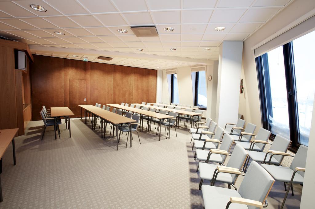 Lapland Hotels Saaga Yllasjarvi Exterior photo